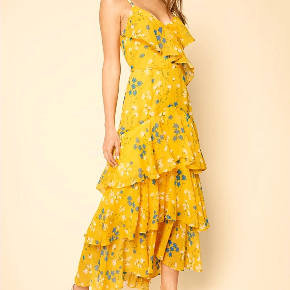 Take a twirl Floral Print Ruffled Maxi Dress
